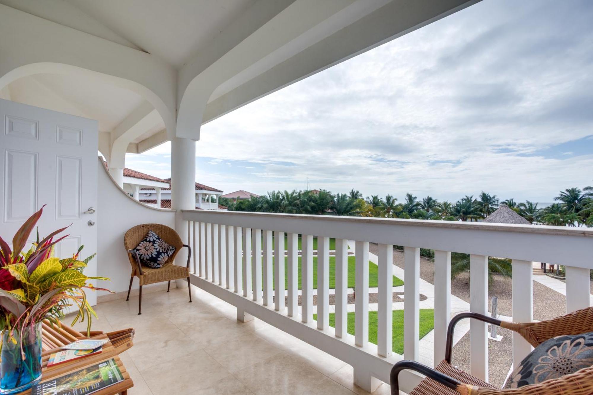 The Placencia Maya Beach Екстериор снимка